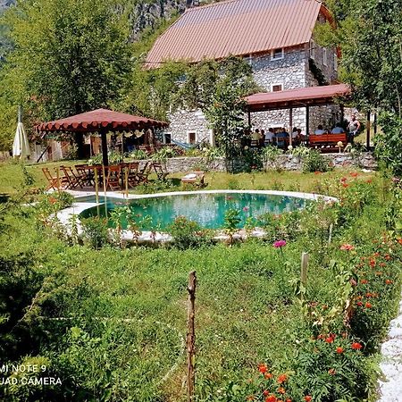 Hotel Bjeshkeza Bujtina Nderlysaj Exterior foto